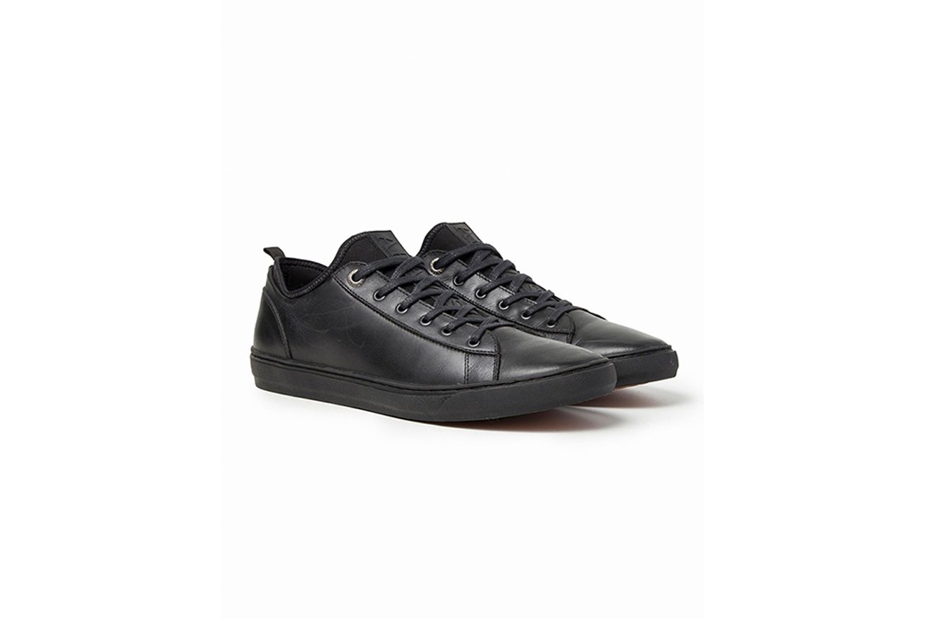 Sapatênis Couro Detalhe Neoprene Sapatênis Couro Detalhe Neoprene